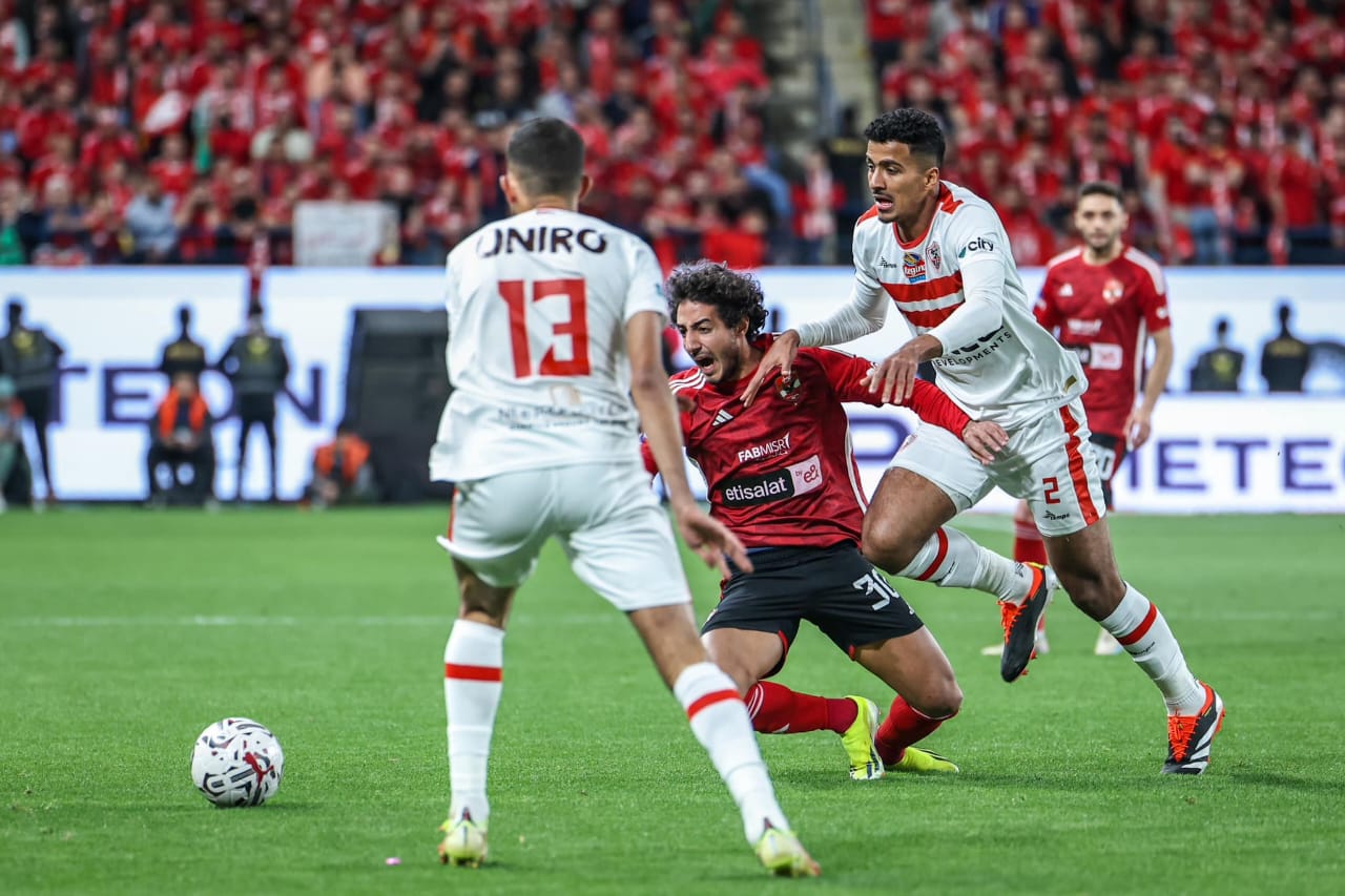 مد فترة القيد للأهلي والزمالك
